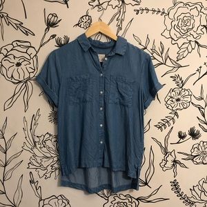 💕 Jean Button Up Blouse.